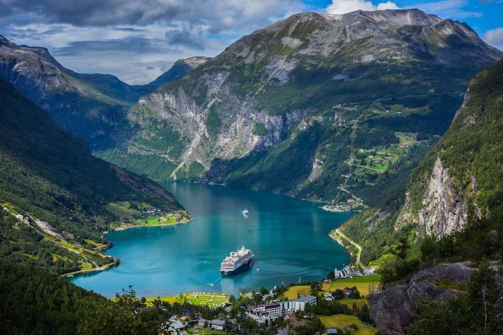 Leilighet I Hjertet Av Sunnmore! Sykkylven Экстерьер фото